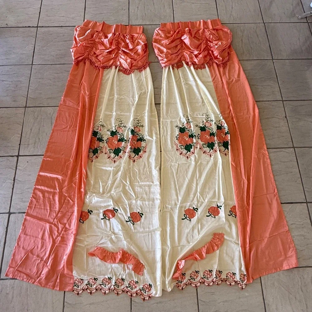 Vintage Peach Ecru Satin Embroidered Curtain Set Festoon Floral 48x95 NOS Farm